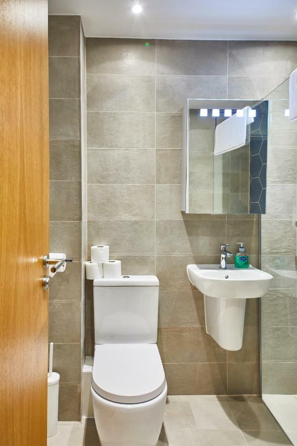 Elegant Plus Luxury Apartments Лондон Екстериор снимка