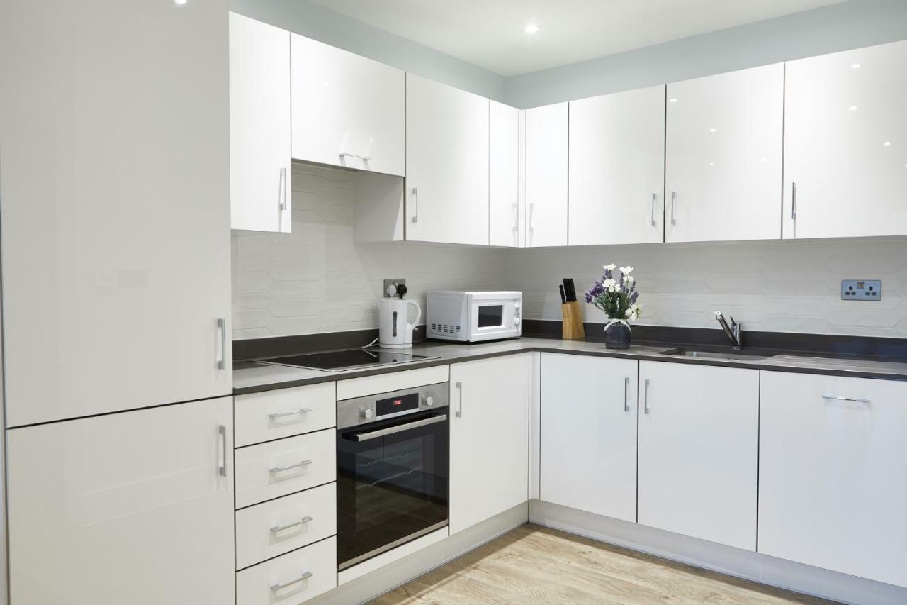 Elegant Plus Luxury Apartments Лондон Екстериор снимка